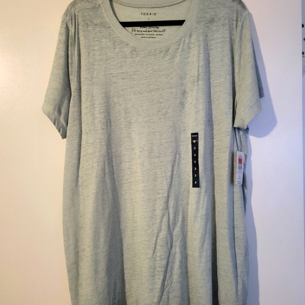 Torrid green size 2 supersoft tee